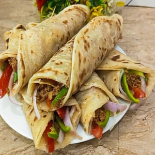 Mix Paratha Roll